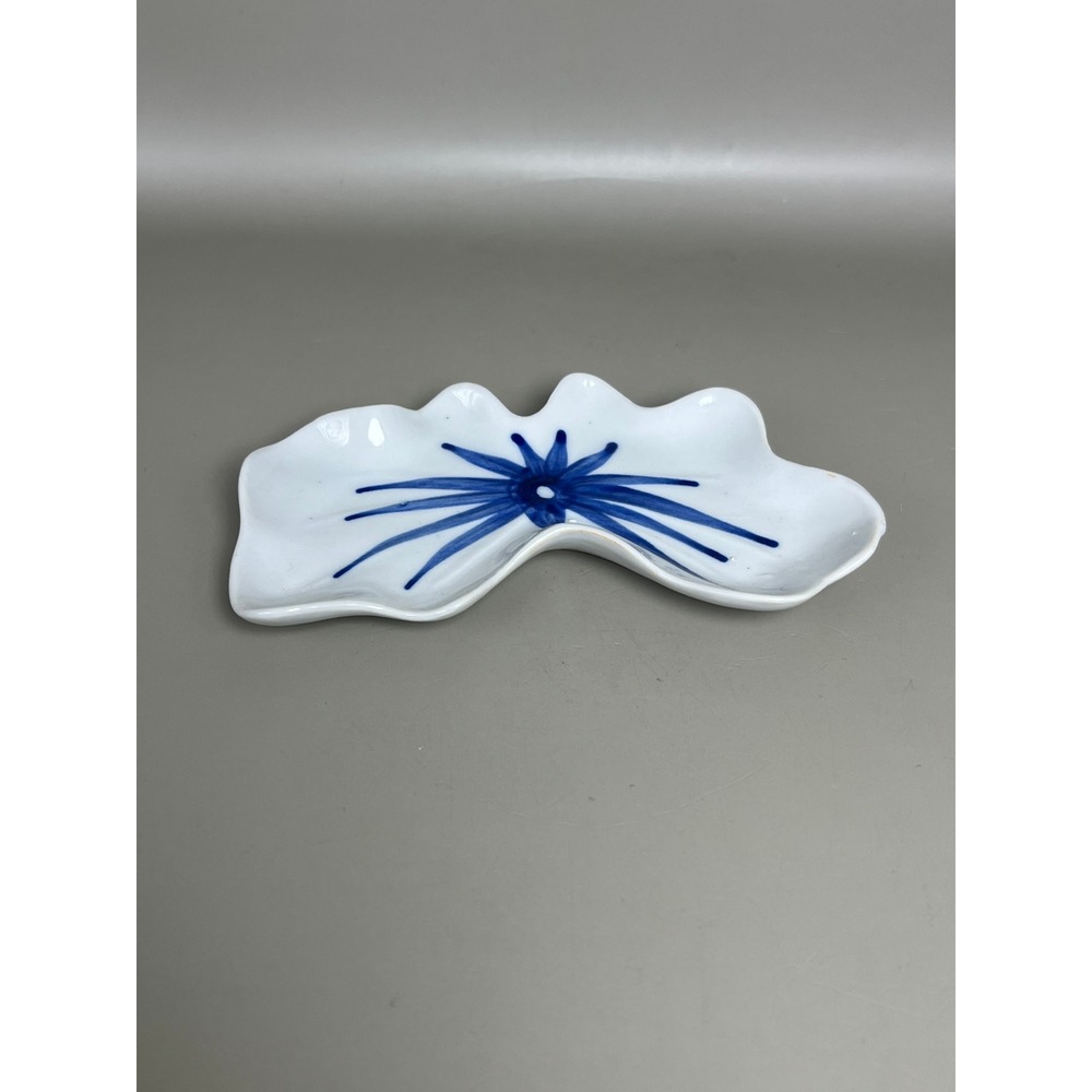 Vtg Thailand Ceramic Wavy Trinket Dish Blue White Sunburst Hand Painted 5" Decor